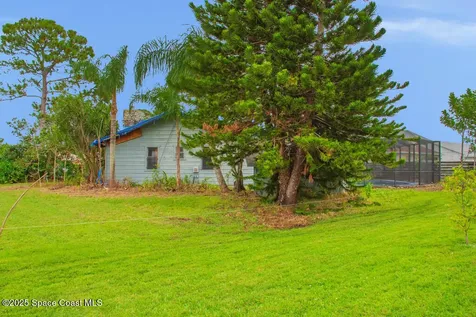 398 SW Ray Avenue Port St. Lucie FL 34983
