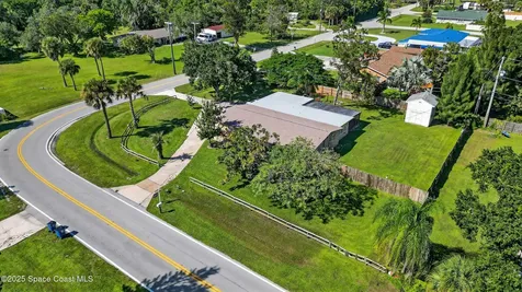 853 Knecht Road NE Palm Bay FL 32905