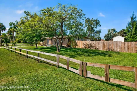853 Knecht Road NE Palm Bay FL 32905