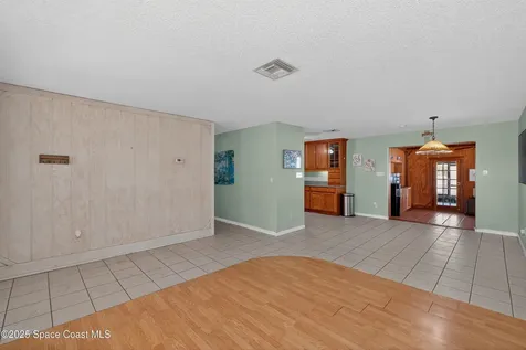853 Knecht Road NE Palm Bay FL 32905