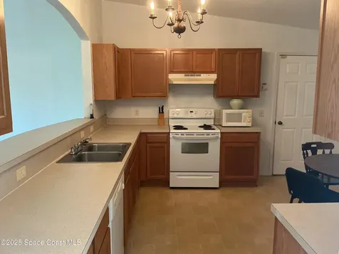 376 Americana Boulevard NE Palm Bay FL 32907