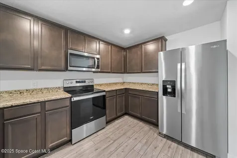 2528 Fleming Avenue SW Palm Bay FL 32908