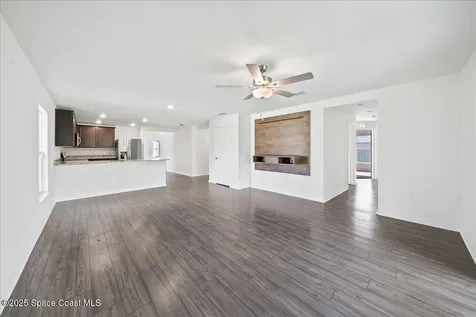 2528 Fleming Avenue SW Palm Bay FL 32908