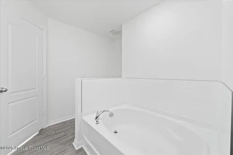 2528 Fleming Avenue SW Palm Bay FL 32908