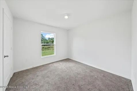 2528 Fleming Avenue SW Palm Bay FL 32908