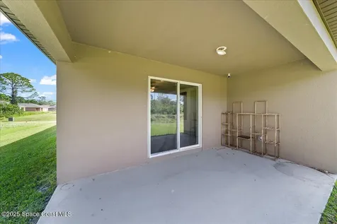 2528 Fleming Avenue SW Palm Bay FL 32908