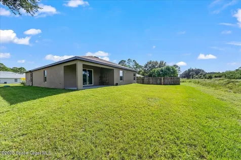 2528 Fleming Avenue SW Palm Bay FL 32908
