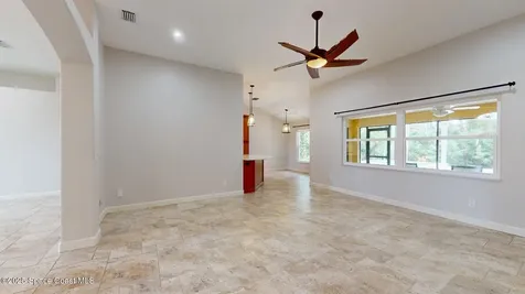 4580 Hunters Run Circle Grant FL 32949