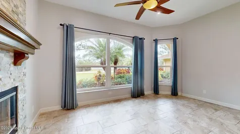 4580 Hunters Run Circle Grant FL 32949