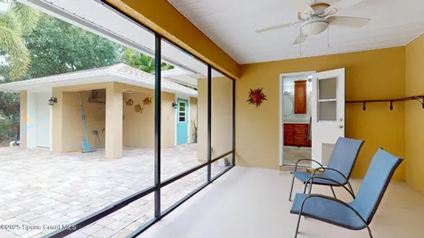 4580 Hunters Run Circle Grant FL 32949