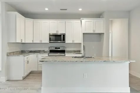 693 Akola Terrace SW Palm Bay FL 32908
