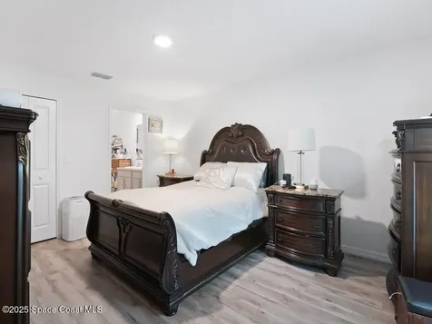 7976 105th Avenue Vero Beach FL 32967