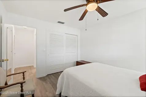 410 Emerald Drive S Indian Harbour Beach FL 32937