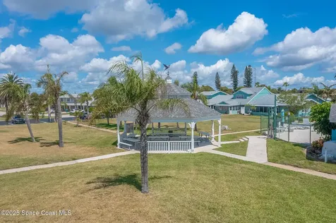 410 Emerald Drive S Indian Harbour Beach FL 32937