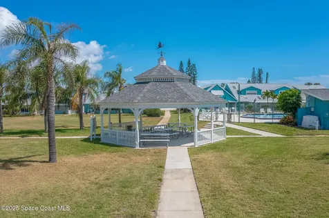 410 Emerald Drive S Indian Harbour Beach FL 32937