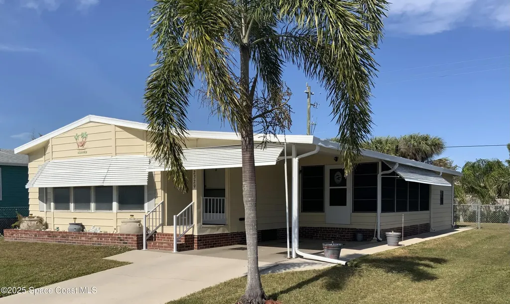 2329 Coconut Palm Drive NE Palm Bay FL 32905