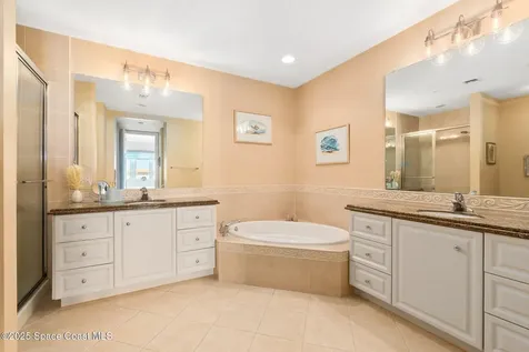 17 Harbour Isle Drive W Hutchinson Island FL 34949