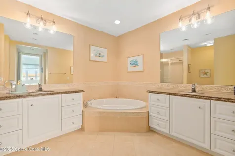 17 Harbour Isle Drive W Hutchinson Island FL 34949