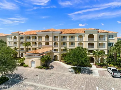 17 Harbour Isle Drive W Hutchinson Island FL 34949