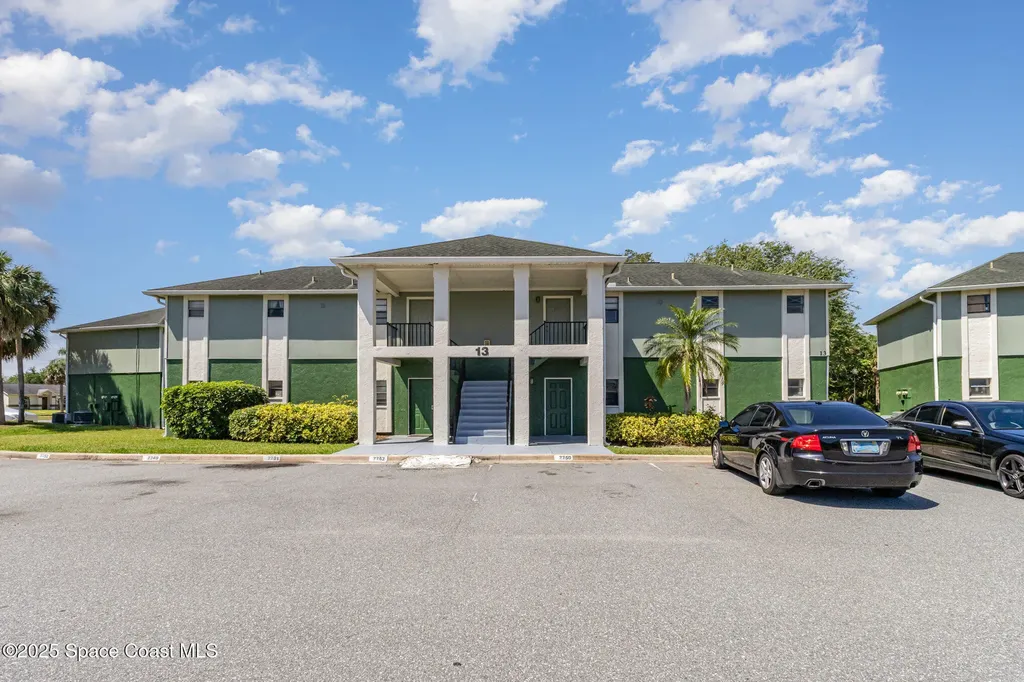 2219 Flower Tree Circle Melbourne FL 32935