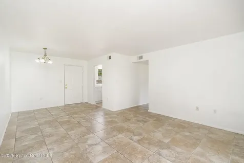 2219 Flower Tree Circle Melbourne FL 32935