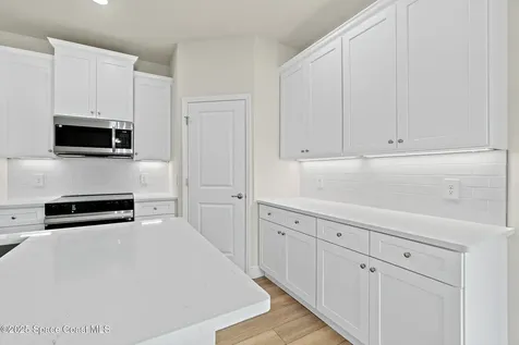 542 De Groodt Road SW Palm Bay FL 32908