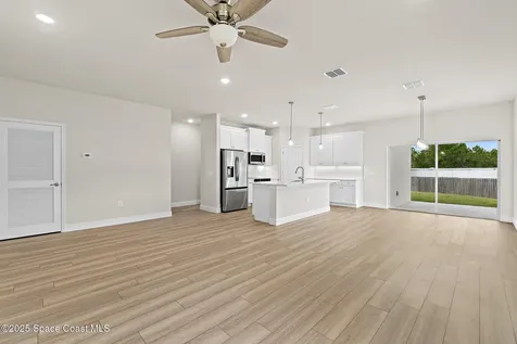 542 De Groodt Road SW Palm Bay FL 32908