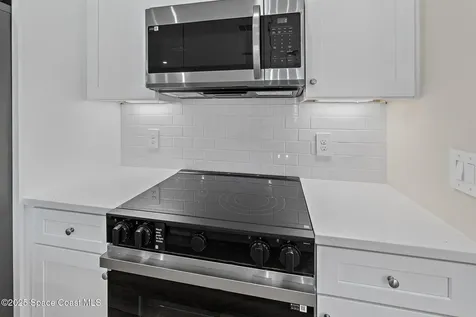 542 De Groodt Road SW Palm Bay FL 32908