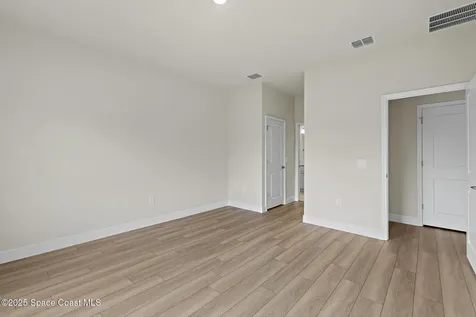 542 De Groodt Road SW Palm Bay FL 32908