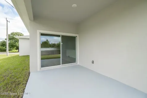 542 De Groodt Road SW Palm Bay FL 32908