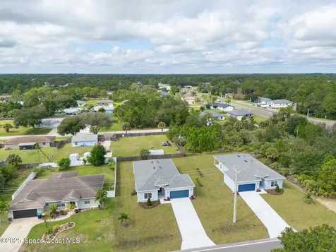 542 De Groodt Road SW Palm Bay FL 32908