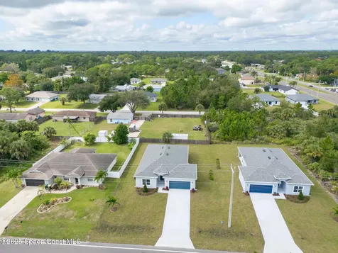542 De Groodt Road SW Palm Bay FL 32908