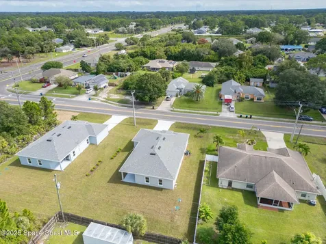 542 De Groodt Road SW Palm Bay FL 32908