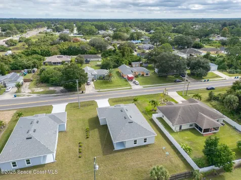 542 De Groodt Road SW Palm Bay FL 32908