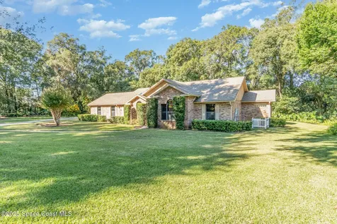1554 E Silver Hammock Deland FL 32720