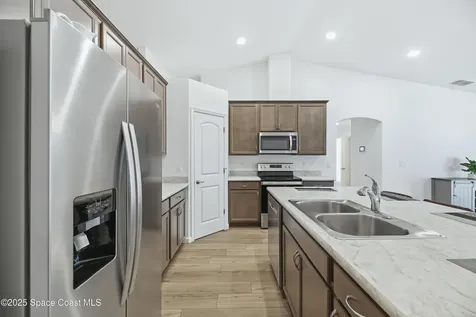 516 Olsmar Street SW Palm Bay FL 32908