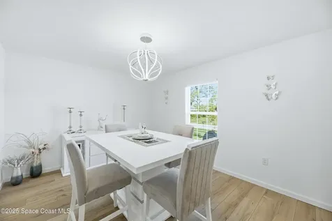 516 Olsmar Street SW Palm Bay FL 32908