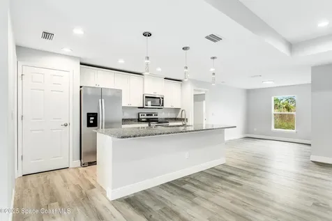 555 Harrison Street SW Palm Bay FL 32908