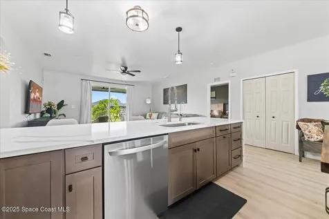 3138 Pomello Avenue SW Palm Bay FL 32908