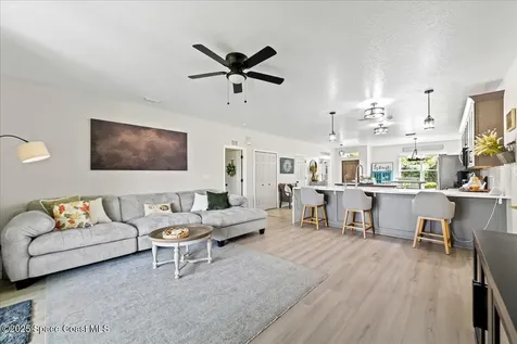 3138 Pomello Avenue SW Palm Bay FL 32908