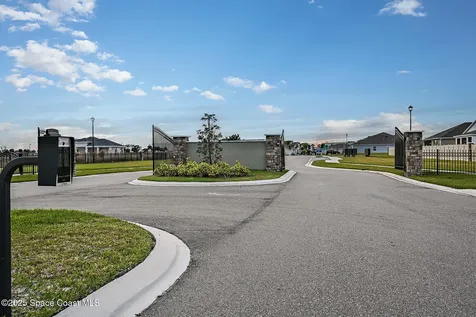 938 Soleway Avenue NW Palm Bay FL 32907