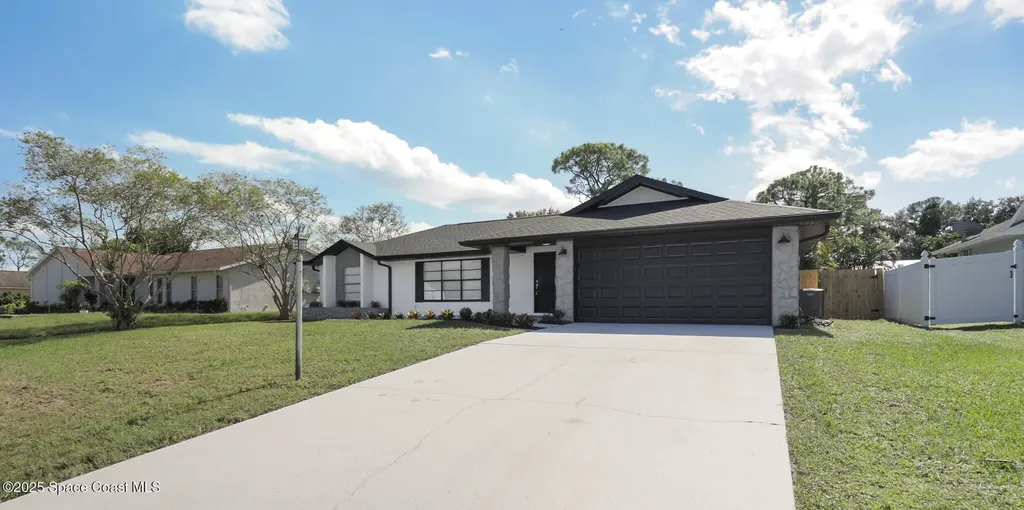 960 Canton Street NW Palm Bay FL 32907