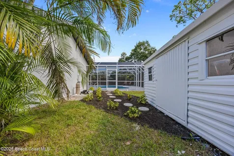 960 Canton Street NW Palm Bay FL 32907