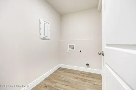 208 Hidden Woods Place Melbourne FL 32901
