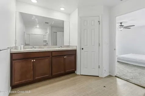 546 Cooper Court SW Palm Bay FL 32908