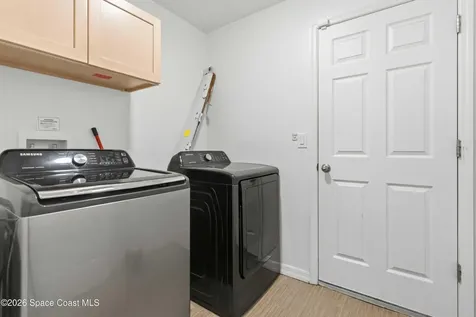 546 Cooper Court SW Palm Bay FL 32908