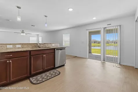 546 Cooper Court SW Palm Bay FL 32908