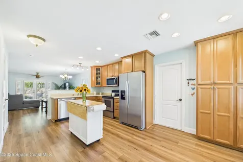 105 Anchor Drive Indian Harbour Beach FL 32937