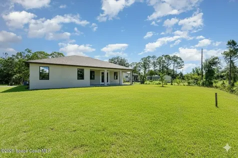 900 Lava Street SE Palm Bay FL 32909