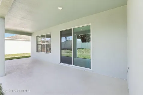1004 Connolly Lane NE Palm Bay FL 32905